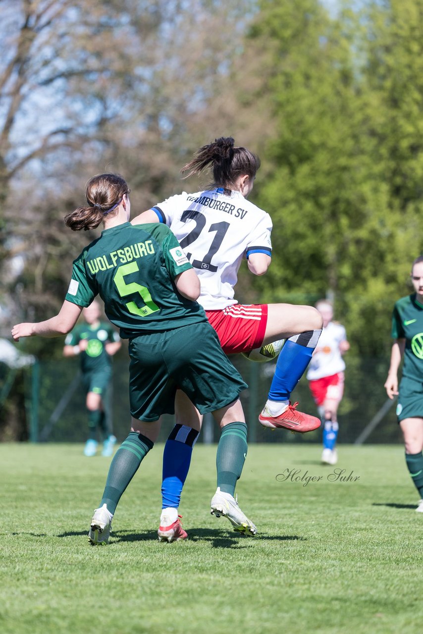 Bild 140 - wBJ Hamburger SV - WfL Wolfsburg : Ergebnis: 2:1